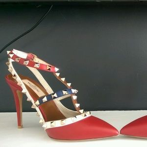 Like New Valentino Garavani Rockstar Pumps